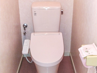 トイレリフォーム 雰囲気を変えずに交換したトイレ