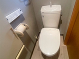 トイレリフォーム使いやすい、モダンなトイレ